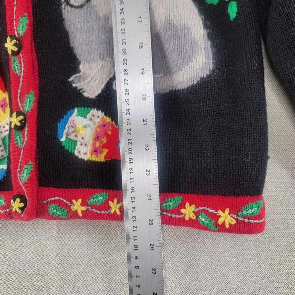 Storybook Knits Sweater Embroidered Cat Russian Nesting Doll Cardigan Size Small - Picture 11 of 11